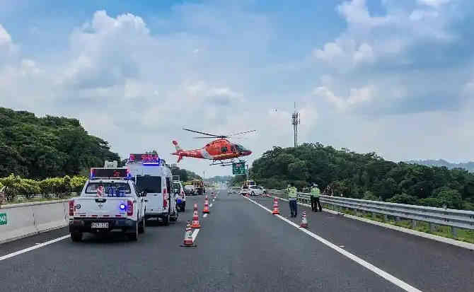 岢岚高速公路汽车救援案例